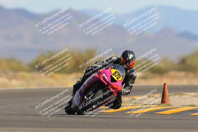 media/Oct-09-2022-SoCal Trackdays (Sun) [[95640aeeb6]]/Turn 15 (150pm)/